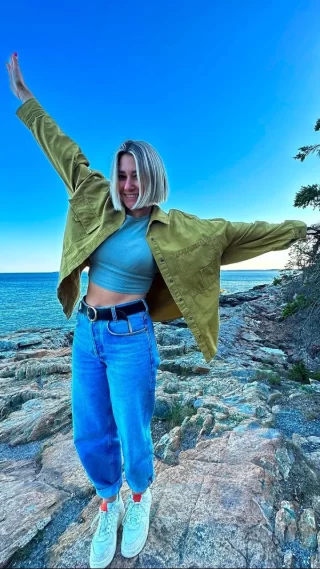 8 years and counting. Being surrounded by great people is what owning a practice in NYC is all about. @olya_iudina is amazing at what she does @IGKsalons 

#nyccosmeticdentist #dentist #veneers #testimonial #dental #newyorkdentist #smikemakeovers #dentalcare