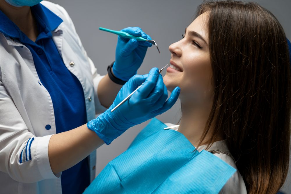 Can You Have Teeth Whitening Dentistry While Wearing Braces?