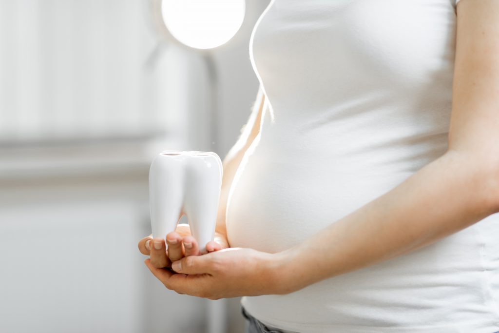 Cosmetic Dentistry Treatment While Pregnant