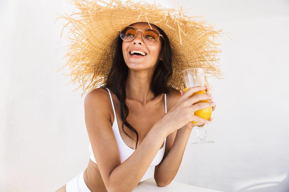 Dental Health Tips To Keep Your Smile Bright This Summer