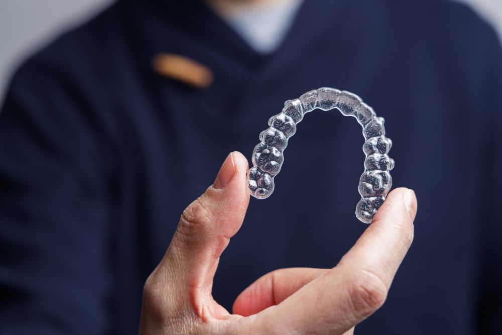 Can You Eat With Invisalign? 5 Things You Need To Know