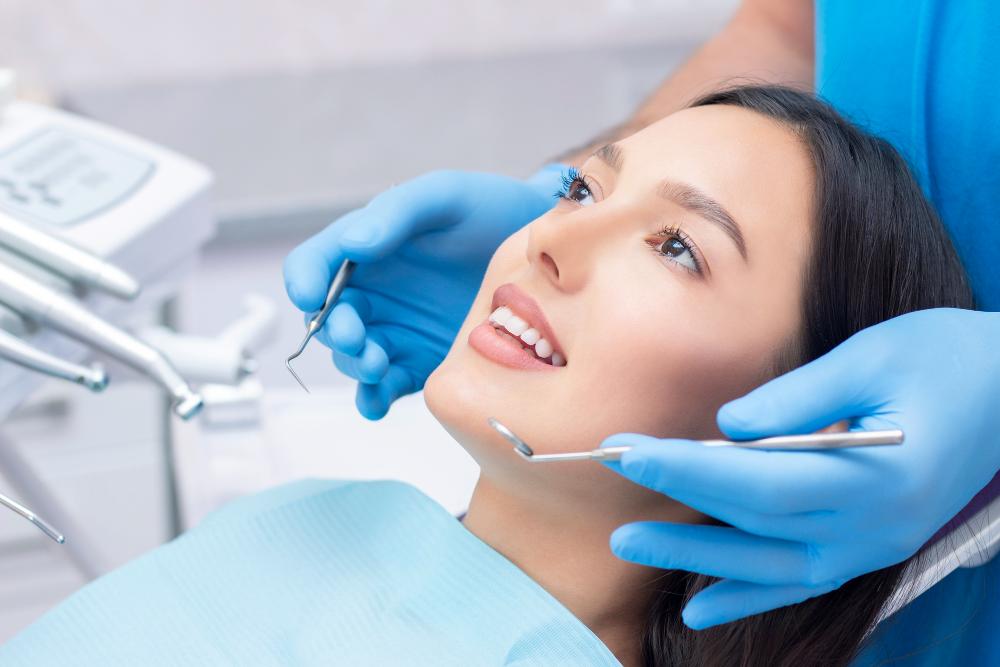 Look Like A Celebrity With Porcelain Veneers In NYC!