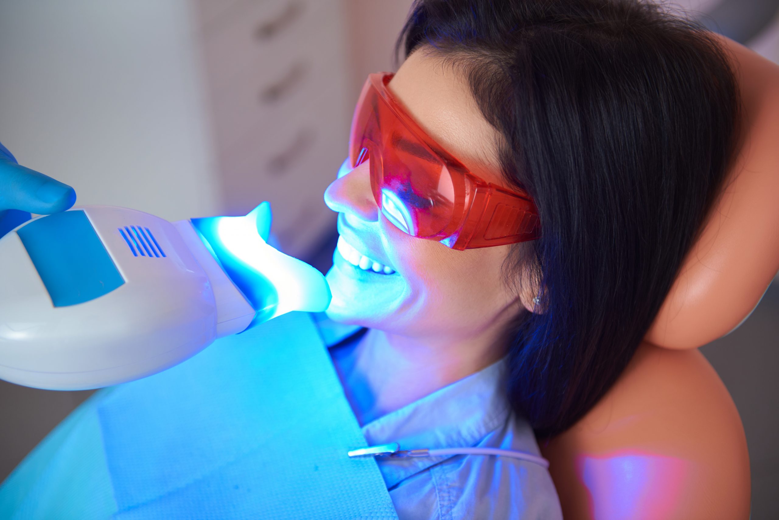 Make First Impressions Great Again Via Teeth Whitening