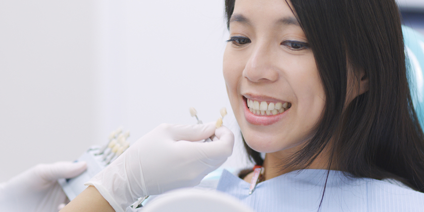 Choosing Between Porcelain Veneers And Traditional Braces